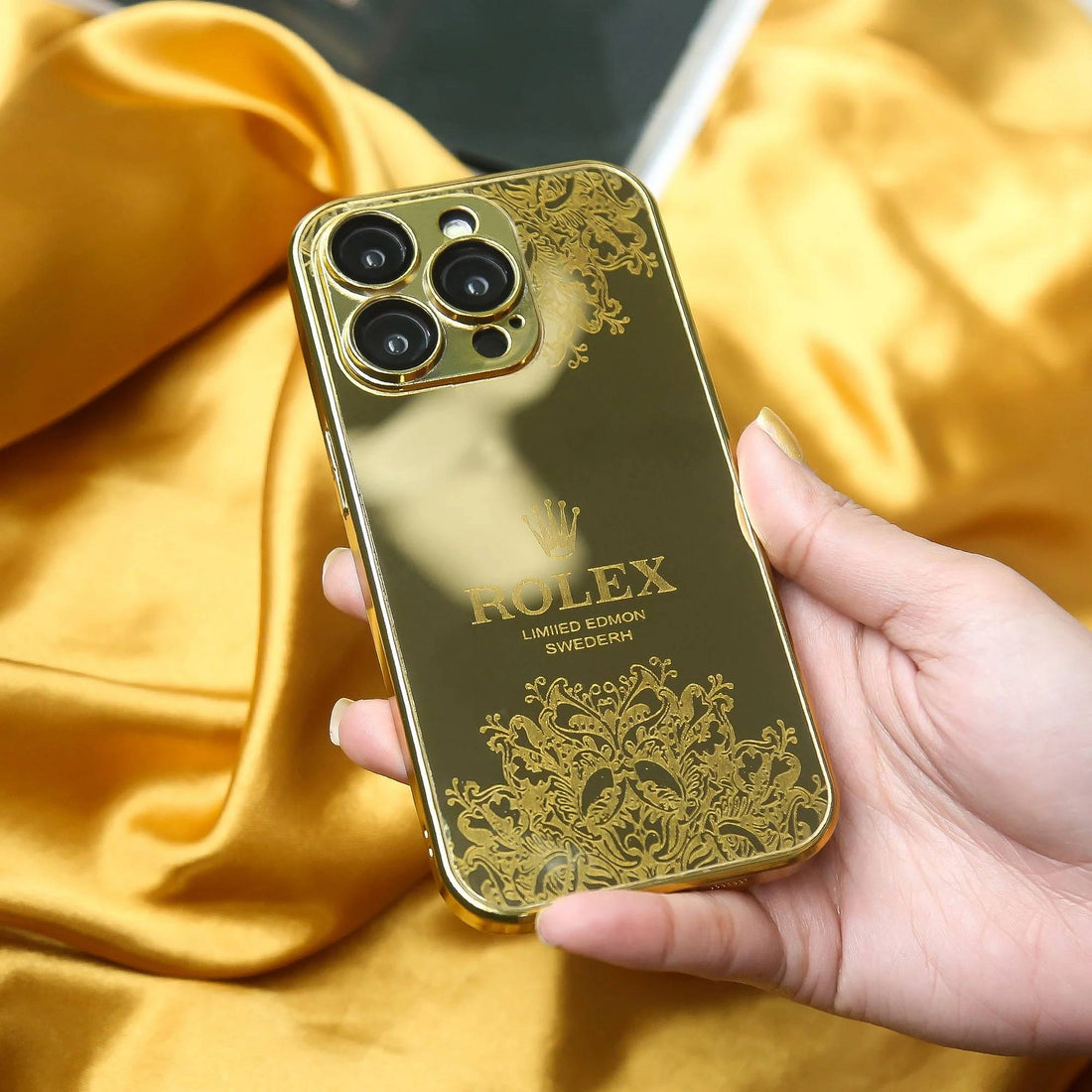 iPhone Series Crafted Gold Luxurious Camera Protective Case